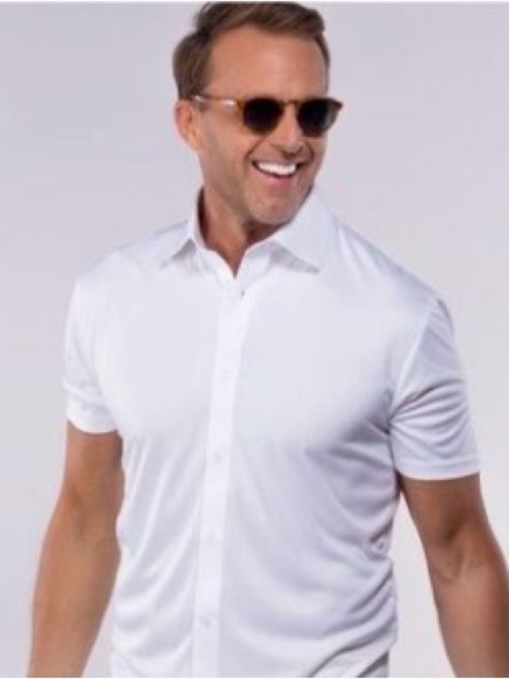 NWT Collars & Co Quattro White Semi-Spread Collar Button Down Short Sleeve Large